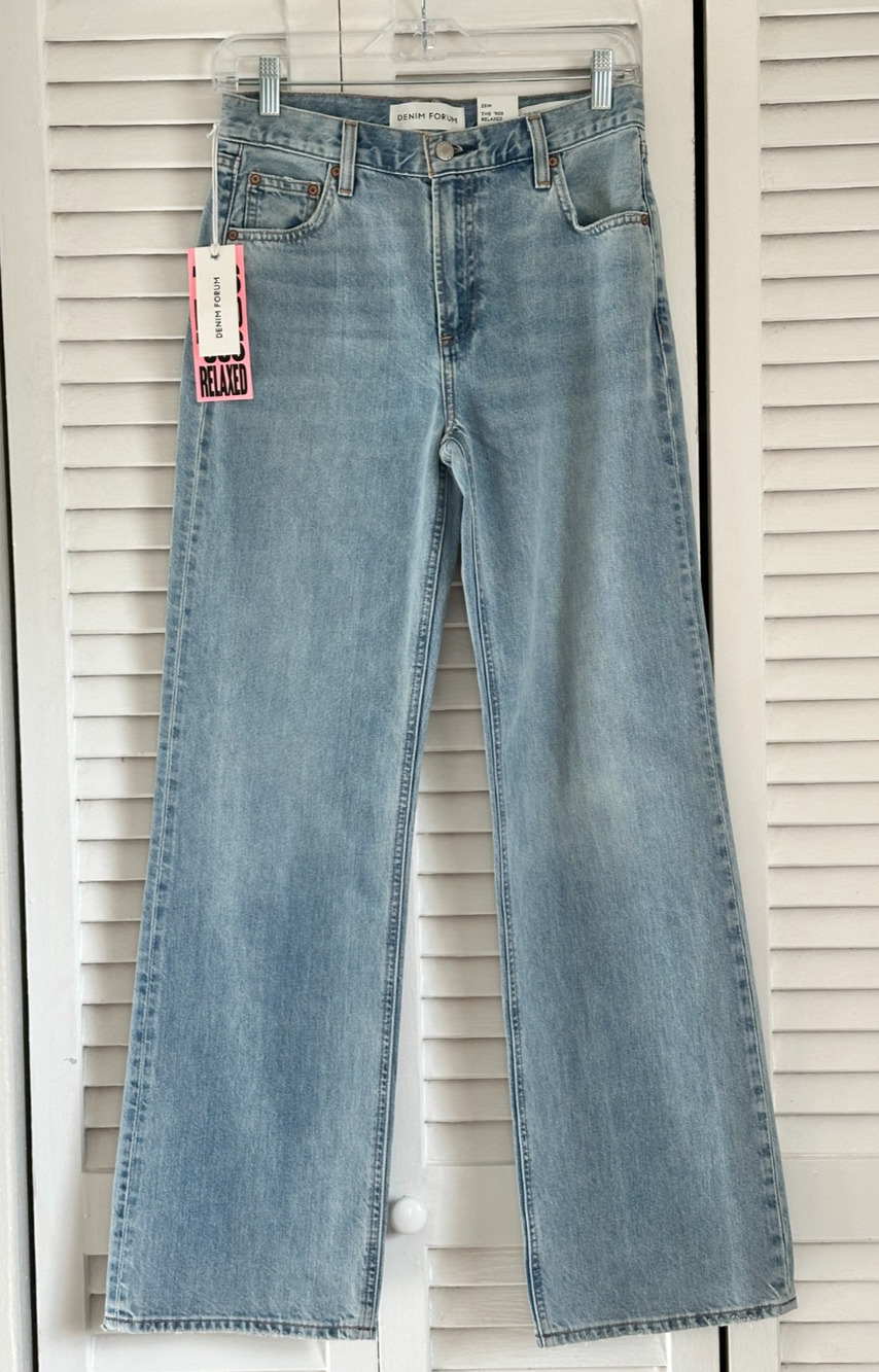 ARITZIA Denim Forum The '90s Relaxed Mid-Rise Wide Cargo Jeans 25 Light Wash